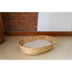 Panier ovale HELIOS pour chien et chat en jacinthe d'eau coussin écru